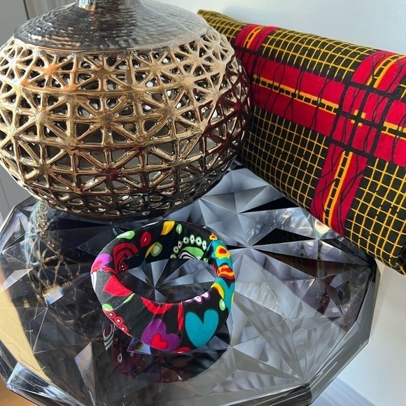 Jewelry - African Heart Print Canoe Bangle